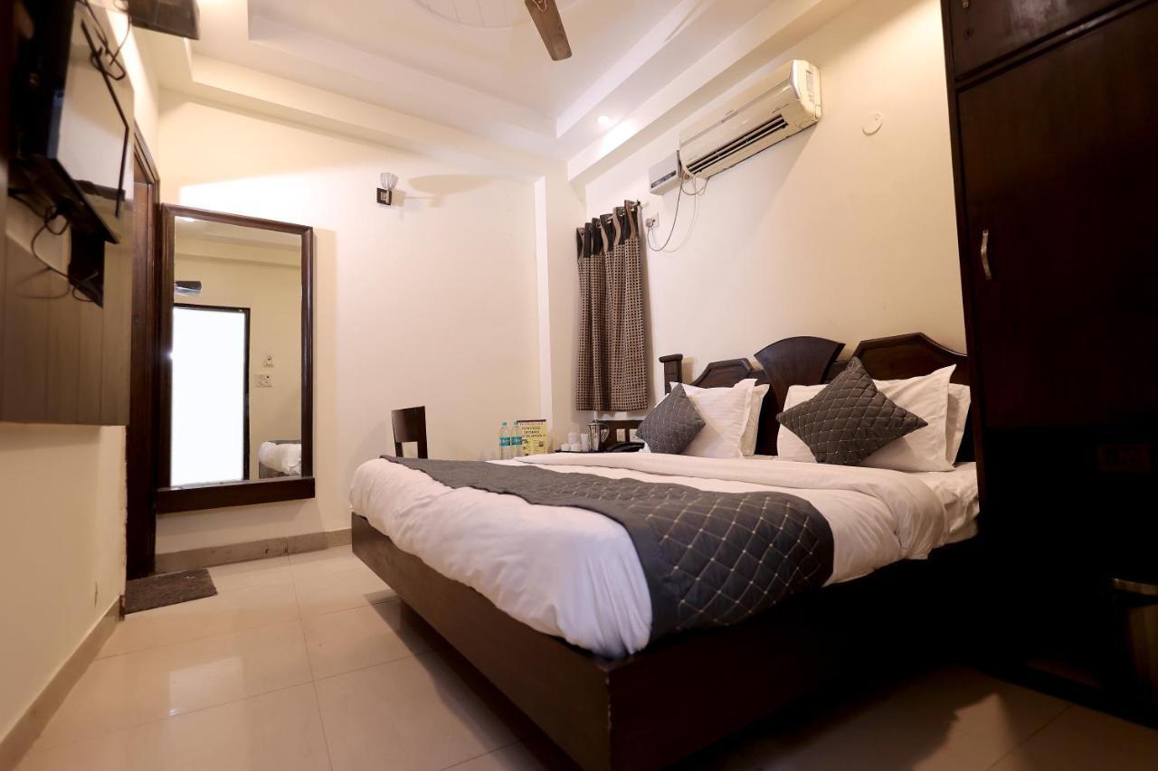 Hotel Gaylord International - Yeni Delhi Dış mekan fotoğraf