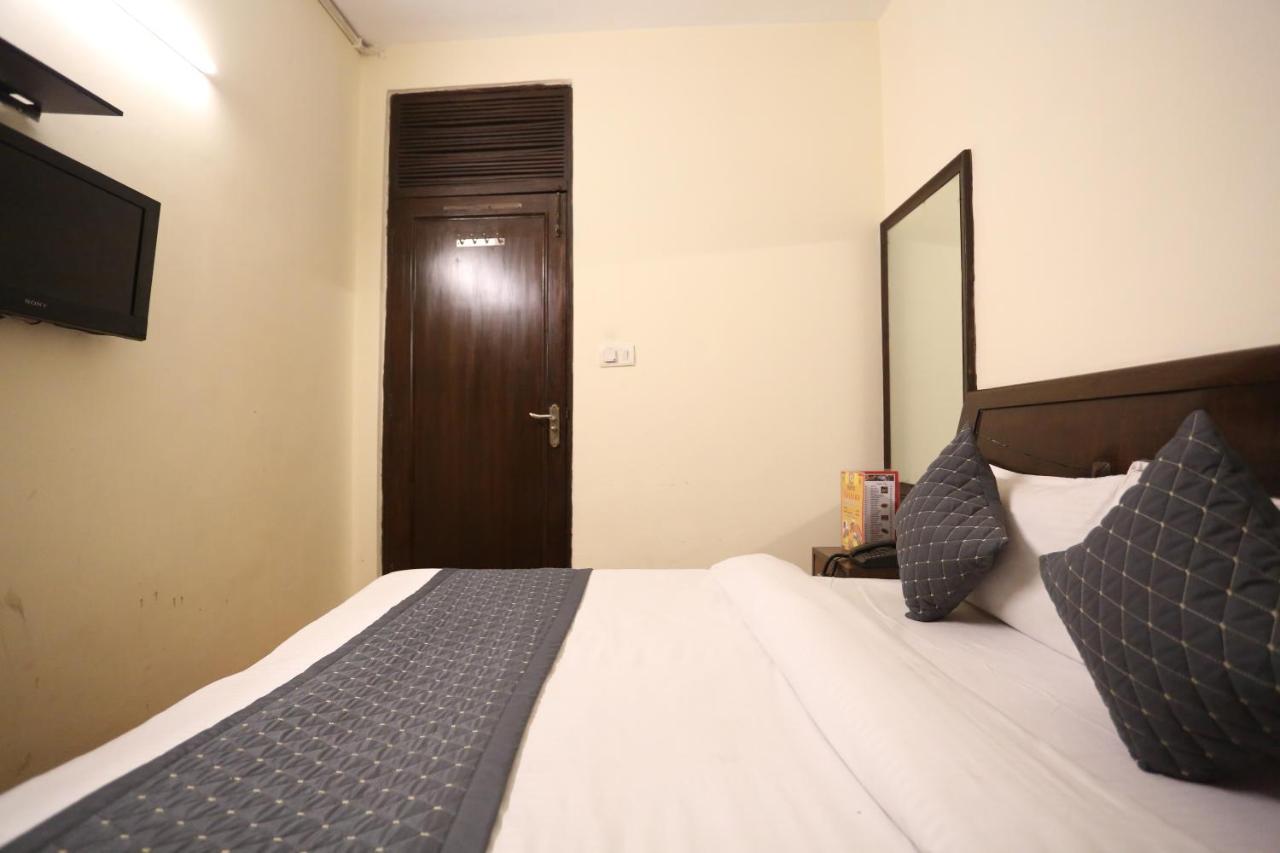 Hotel Gaylord International - Yeni Delhi Dış mekan fotoğraf