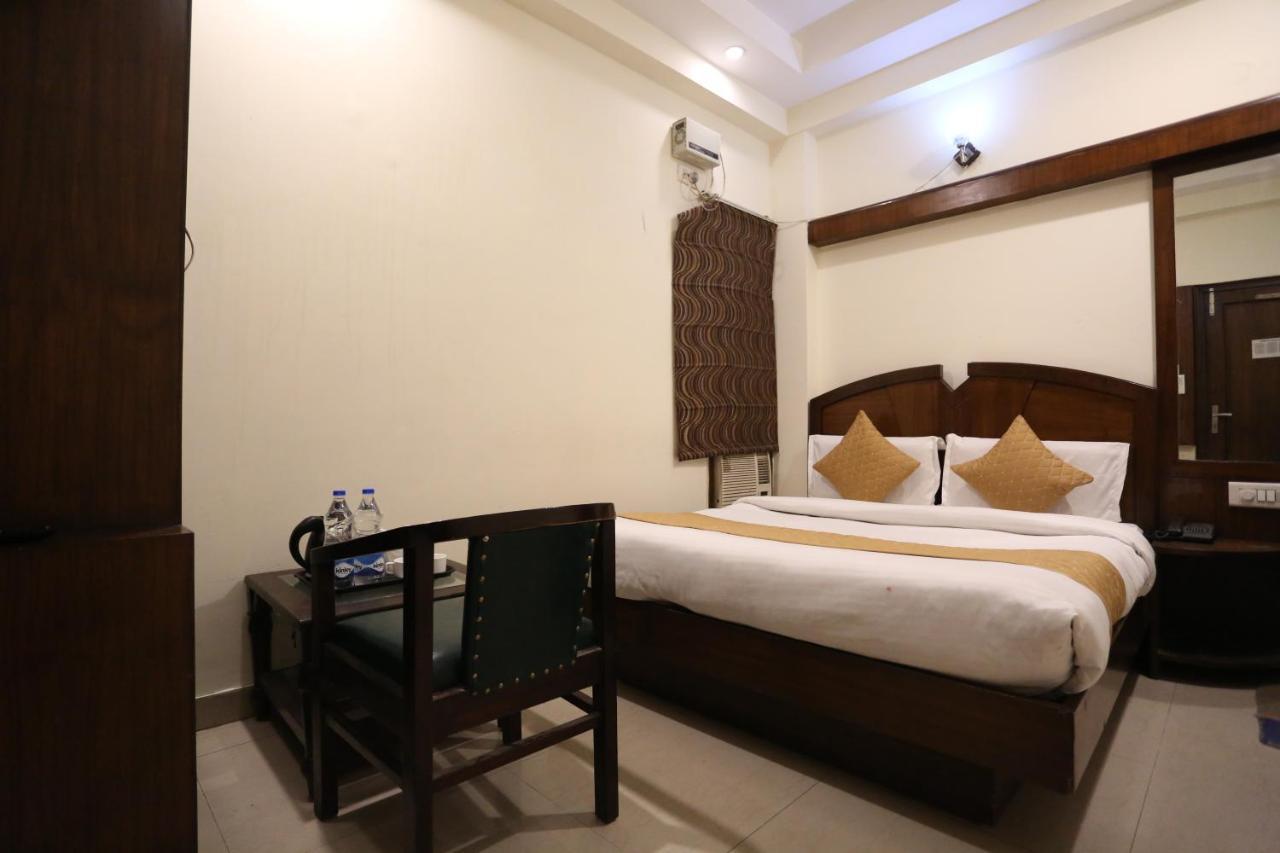 Hotel Gaylord International - Yeni Delhi Dış mekan fotoğraf