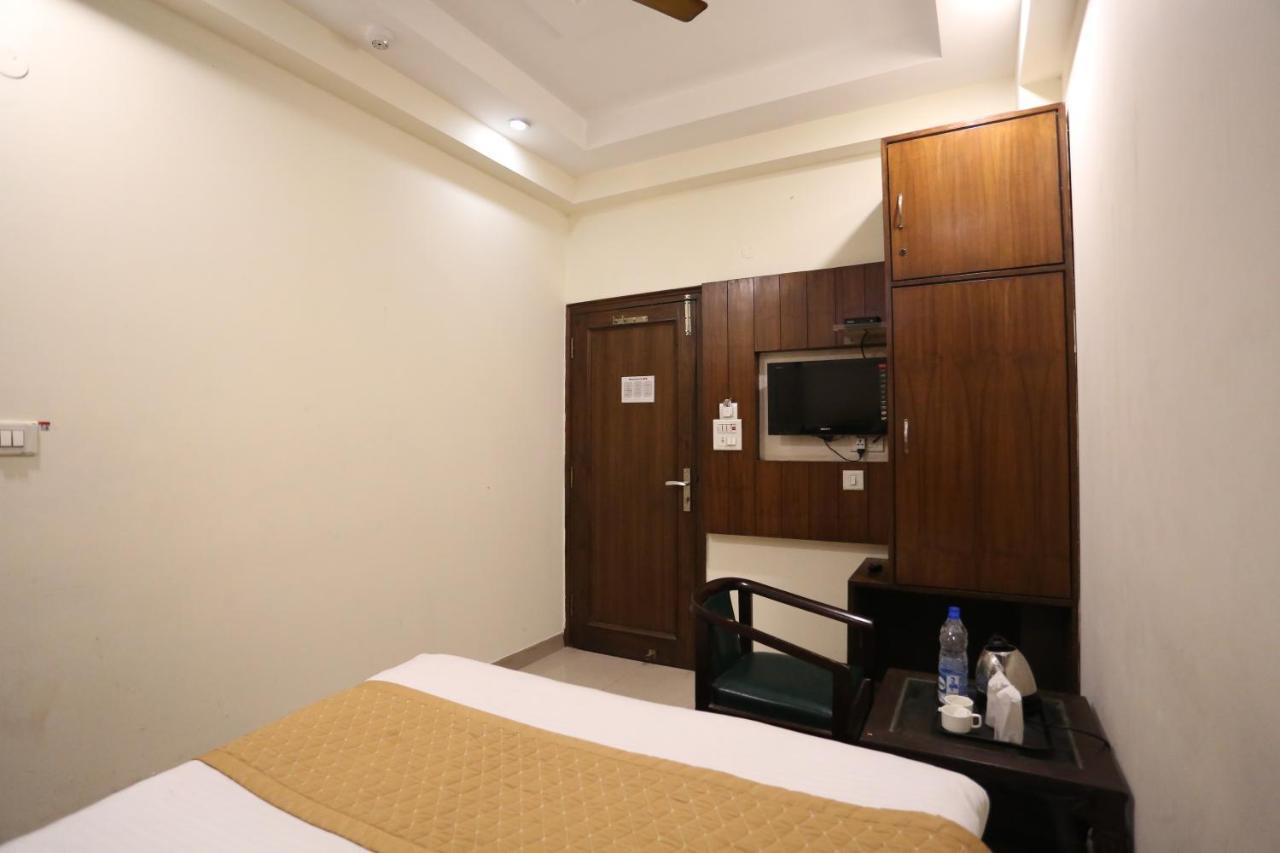 Hotel Gaylord International - Yeni Delhi Dış mekan fotoğraf