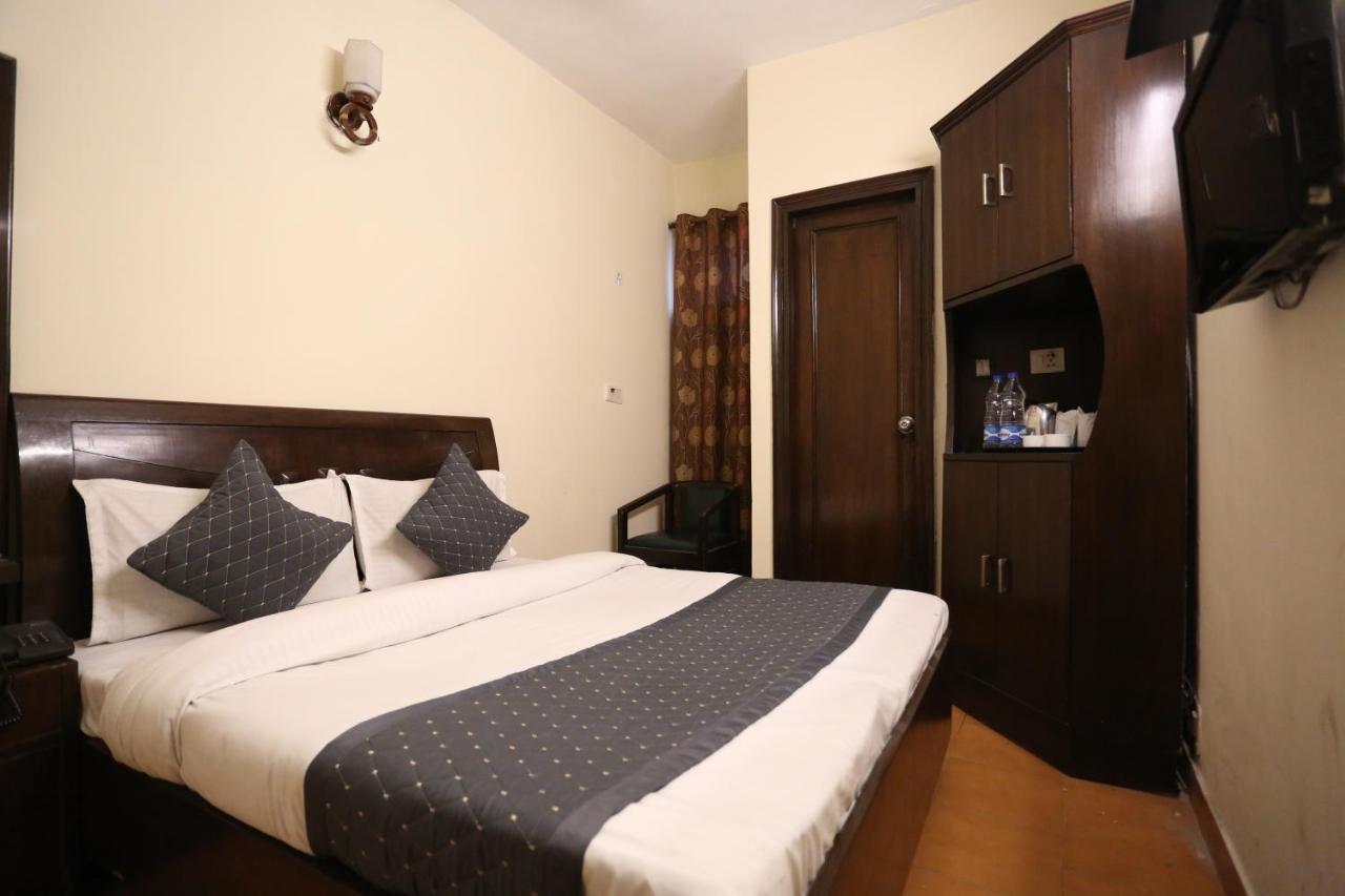 Hotel Gaylord International - Yeni Delhi Dış mekan fotoğraf