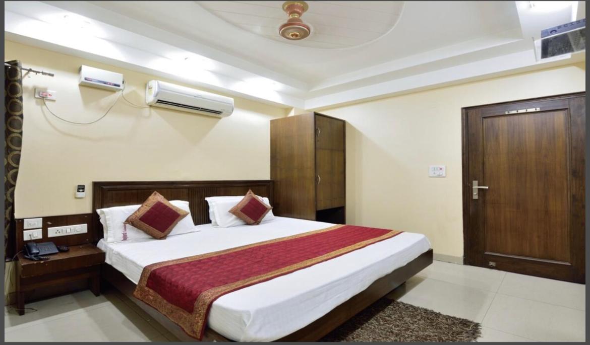 Hotel Gaylord International - Yeni Delhi Dış mekan fotoğraf