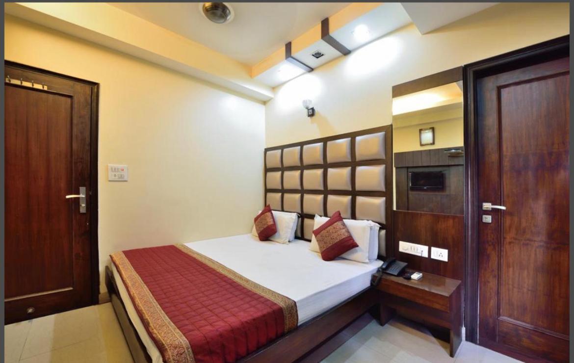 Hotel Gaylord International - Yeni Delhi Dış mekan fotoğraf