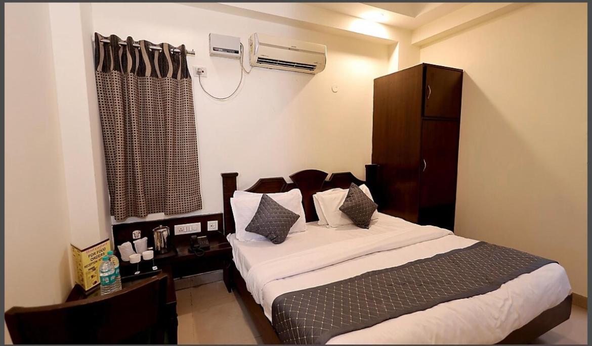 Hotel Gaylord International - Yeni Delhi Dış mekan fotoğraf